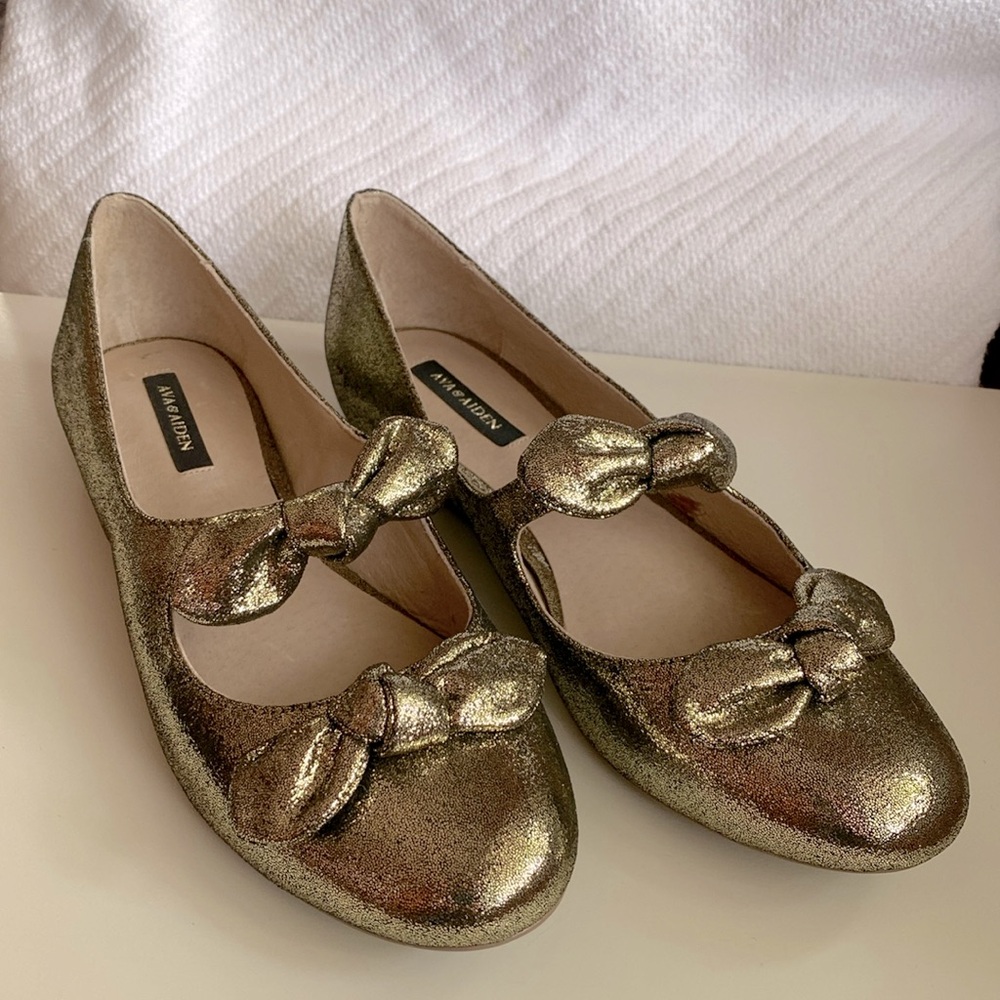 Gold Lame (with BOWS) Ava & Aiden Tatum flats! 8.5 New